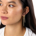 LOLA NEEDLE EARRING Large (Gold)